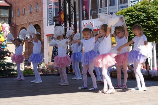 IV Dziecięcy Festiwal Tańca [12.06.2015] - zdjęcie #3 - eOstroleka.pl