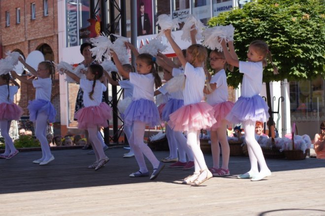 IV Dziecięcy Festiwal Tańca [12.06.2015] - zdjęcie #65 - eOstroleka.pl