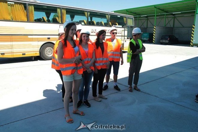 Ostrołęka: Uczniowie Technikum Ochrony Środowiska z Myszyńca odwiedzili sortownię śmieci [12.06.2015] - zdjęcie #14 - eOstroleka.pl