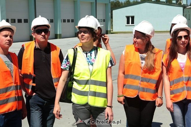 Ostrołęka: Uczniowie Technikum Ochrony Środowiska z Myszyńca odwiedzili sortownię śmieci [12.06.2015] - zdjęcie #27 - eOstroleka.pl