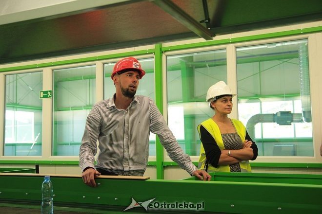 Ostrołęka: Uczniowie Technikum Ochrony Środowiska z Myszyńca odwiedzili sortownię śmieci [12.06.2015] - zdjęcie #28 - eOstroleka.pl
