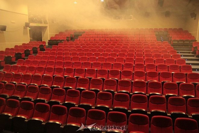 Skandal przed koncertem Aloszy Awdiejewa: Artysta się spóźnił, fani opuścili OCK [13.06.2015] - zdjęcie #1 - eOstroleka.pl