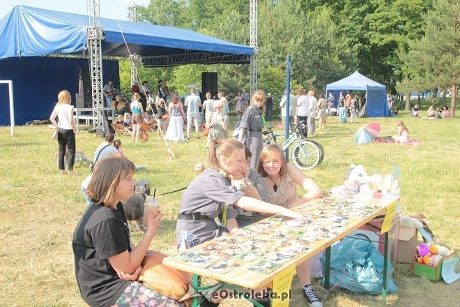 Ostrołęka: Piknik rodzinny „Przybij piątkę z psem” [13.06.2015] - zdjęcie #2 - eOstroleka.pl