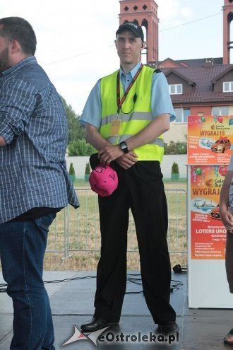 Daniel Chromik wygrał samochód w loterii na I urodziny Galerii Bursztynowej [14.06.2015] - zdjęcie #86 - eOstroleka.pl