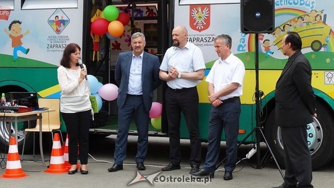 „Radosny Świetlicobus” po raz czwarty wyruszył w wakacyjną trasę [16.06.2015] - zdjęcie #9 - eOstroleka.pl