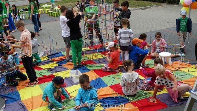 „Radosny Świetlicobus” po raz czwarty wyruszył w wakacyjną trasę [16.06.2015] - zdjęcie #15 - eOstroleka.pl