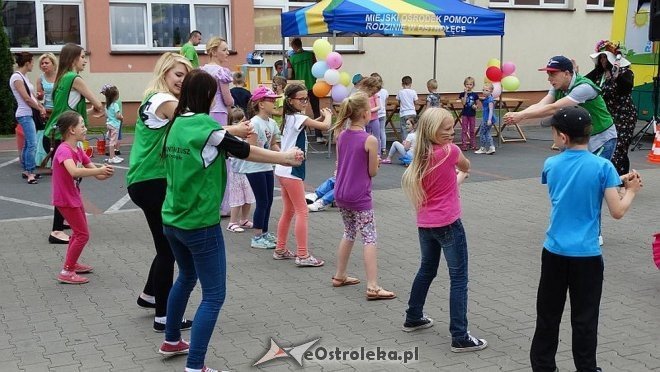 „Radosny Świetlicobus” po raz czwarty wyruszył w wakacyjną trasę [16.06.2015] - zdjęcie #12 - eOstroleka.pl