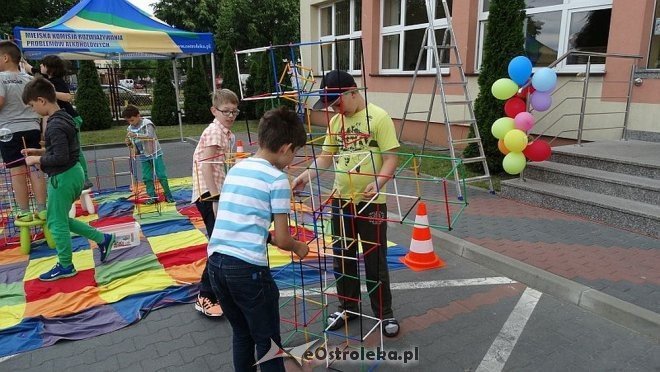 „Radosny Świetlicobus” po raz czwarty wyruszył w wakacyjną trasę [16.06.2015] - zdjęcie #6 - eOstroleka.pl