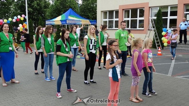 „Radosny Świetlicobus” po raz czwarty wyruszył w wakacyjną trasę [16.06.2015] - zdjęcie #5 - eOstroleka.pl
