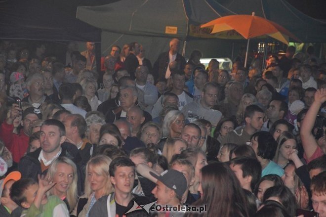 Koncert Mamzela i Basty na festynie dworcowym [21.06.2015] - zdjęcie #52 - eOstroleka.pl