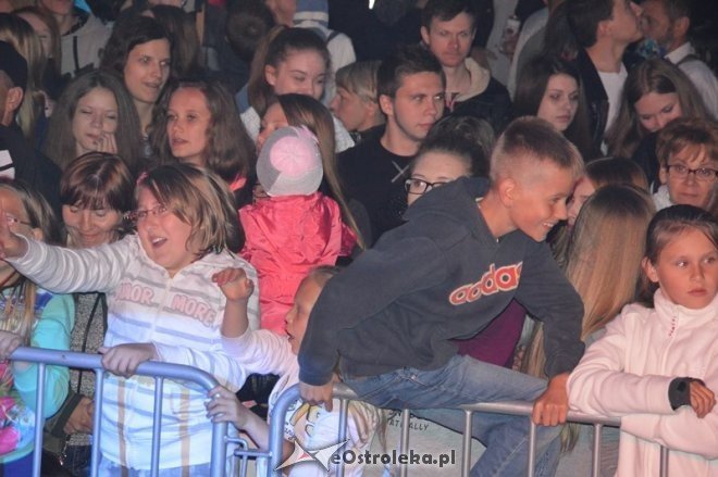 Koncert Mamzela i Basty na festynie dworcowym [21.06.2015] - zdjęcie #60 - eOstroleka.pl