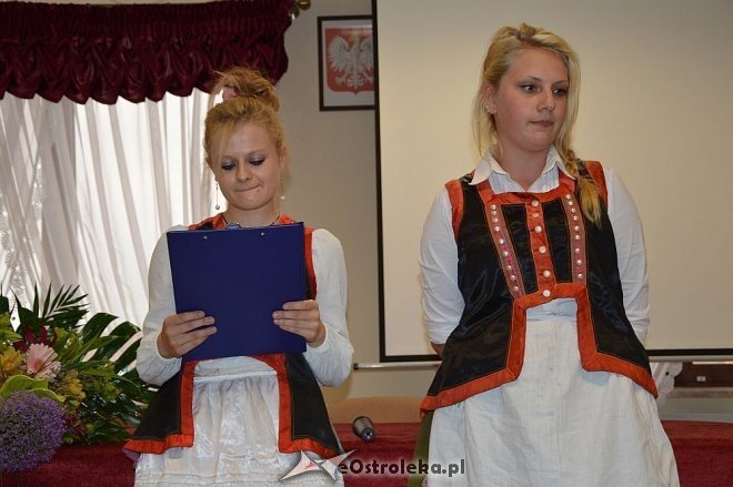 „W Kurpia obiektywem”: wernisaż wystawy i spotkanie z Miss Polski, Ewą Mielnicką [22.06.2015] - zdjęcie #3 - eOstroleka.pl