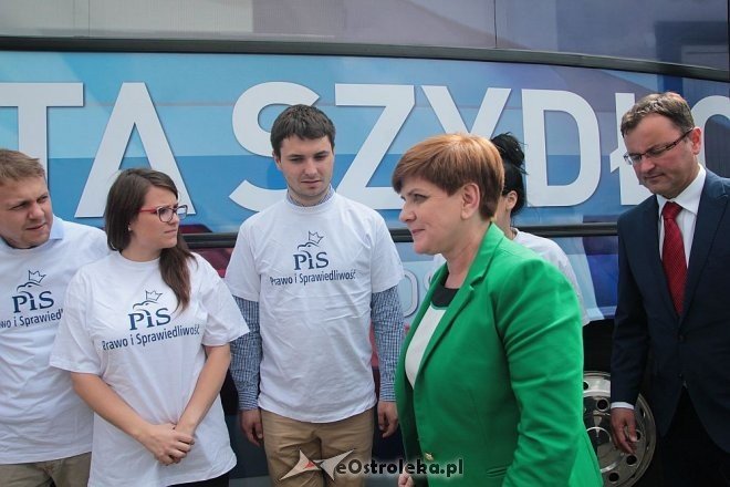 Beata Szydło w Ostrołęce [22.06.2015] - zdjęcie #50 - eOstroleka.pl