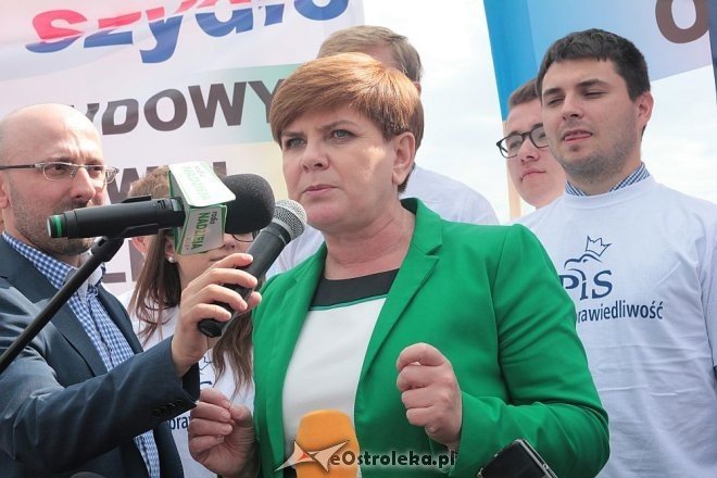 Beata Szydło w Ostrołęce [22.06.2015] - zdjęcie #153 - eOstroleka.pl