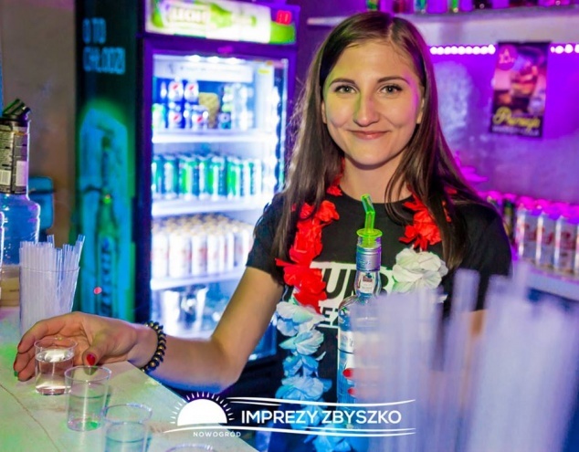 Imprezy Zbyszko: Hawajska, Energetyczna Noc w Nowogrodzie - zdjęcie #46 - eOstroleka.pl