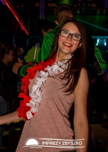 Imprezy Zbyszko: Hawajska, Energetyczna Noc w Nowogrodzie - zdjęcie #35 - eOstroleka.pl