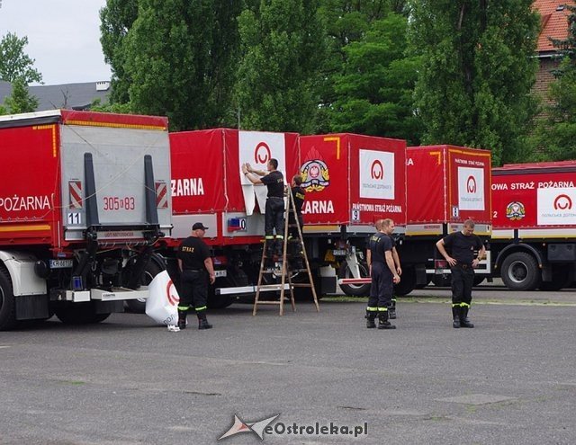Strażacy z Ostrołęki z pomocą humanitarną Ukrainie [23.06.2015] - zdjęcie #1 - eOstroleka.pl