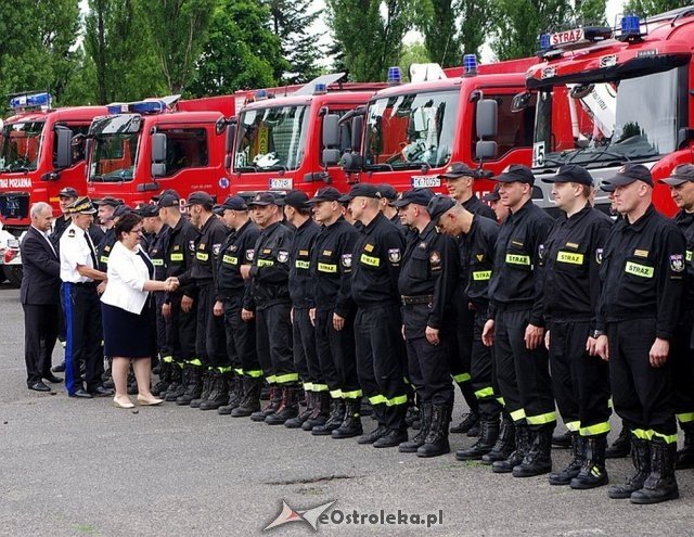 Strażacy z Ostrołęki z pomocą humanitarną Ukrainie [23.06.2015] - zdjęcie #6 - eOstroleka.pl