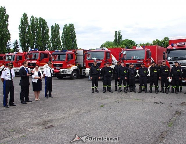 Strażacy z Ostrołęki z pomocą humanitarną Ukrainie [23.06.2015] - zdjęcie #13 - eOstroleka.pl