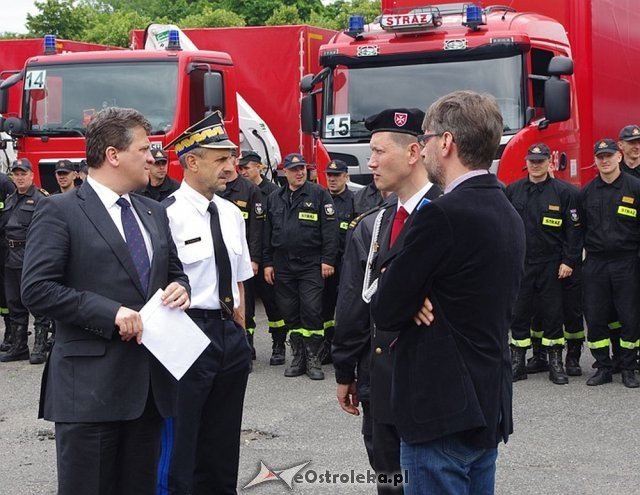 Strażacy z Ostrołęki z pomocą humanitarną Ukrainie [23.06.2015] - zdjęcie #15 - eOstroleka.pl