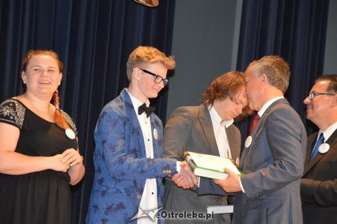 Samorządowa Gala Uczniowska [24.06.2015] - zdjęcie #28 - eOstroleka.pl