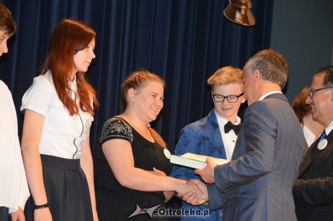 Samorządowa Gala Uczniowska [24.06.2015] - zdjęcie #27 - eOstroleka.pl