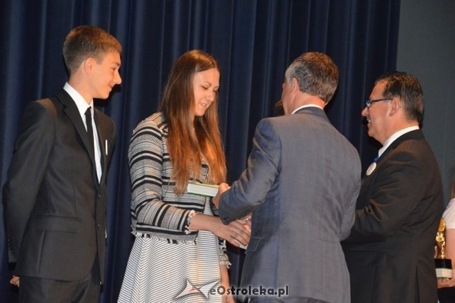 Samorządowa Gala Uczniowska [24.06.2015] - zdjęcie #17 - eOstroleka.pl