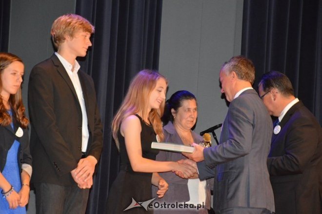 Samorządowa Gala Uczniowska [24.06.2015] - zdjęcie #13 - eOstroleka.pl