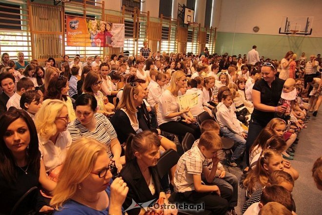 Zakończenie roku szkolnego w ZS nr 4 w Ostrołęce [26.06.2015] - zdjęcie #16 - eOstroleka.pl
