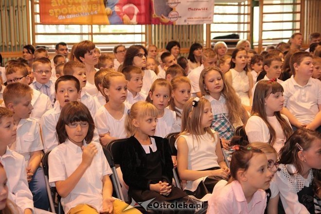 Zakończenie roku szkolnego w ZS nr 4 w Ostrołęce [26.06.2015] - zdjęcie #93 - eOstroleka.pl