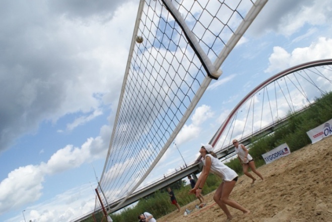 II Otwarty Turniej Plażowej Piłki Siatkowej –  Milandia Cup o puchar prezydenta Ostrołęki - zdjęcie #24 - eOstroleka.pl