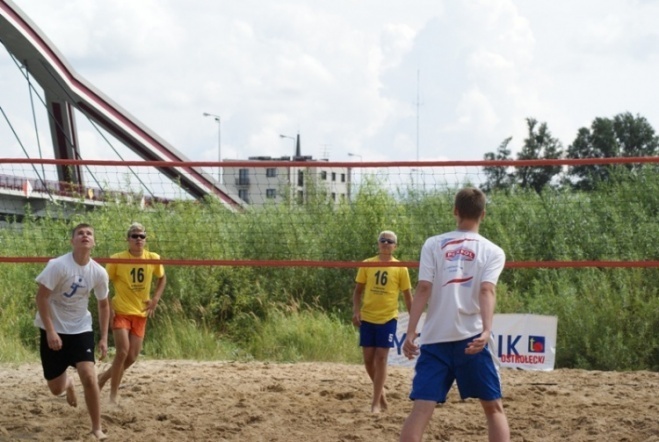 II Otwarty Turniej Plażowej Piłki Siatkowej –  Milandia Cup o puchar prezydenta Ostrołęki - zdjęcie #17 - eOstroleka.pl