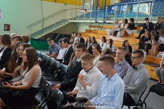 Zakończenie roku szkolnego w I LO [26.06.2015] - zdjęcie #16 - eOstroleka.pl