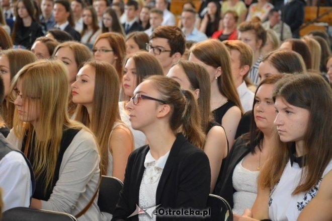 Zakończenie roku szkolnego w I LO [26.06.2015] - zdjęcie #35 - eOstroleka.pl