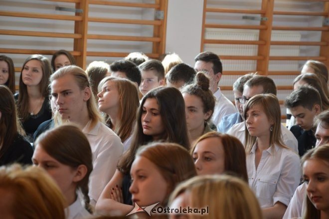 Zakończenie roku szkolnego w II LO [26.06.2015] - zdjęcie #14 - eOstroleka.pl
