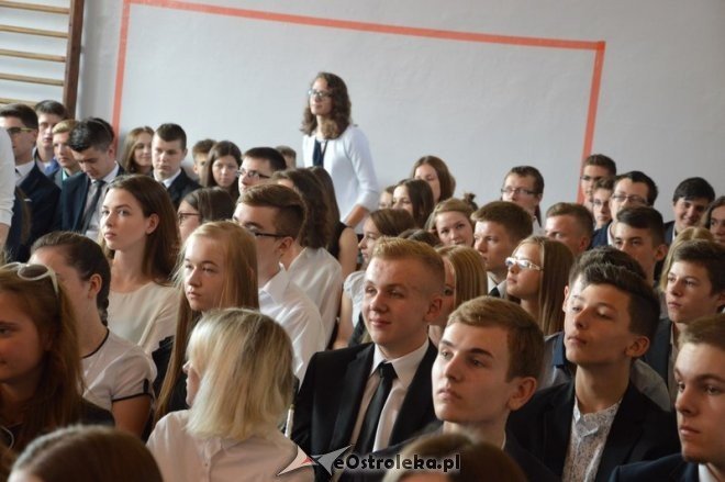 Zakończenie roku szkolnego w II LO [26.06.2015] - zdjęcie #18 - eOstroleka.pl