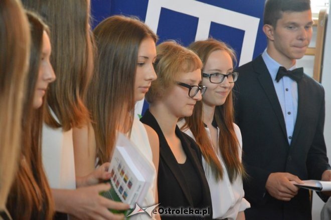Zakończenie roku szkolnego w II LO [26.06.2015] - zdjęcie #34 - eOstroleka.pl