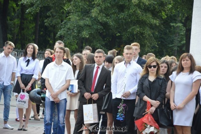 Zakończenie roku szkolnego w ZSZ nr 4 [26.06.2015] - zdjęcie #28 - eOstroleka.pl