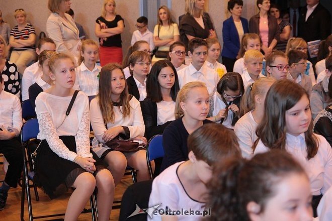 Zakończenie roku szkolnego w SP nr 10 [26.06.2015] - zdjęcie #17 - eOstroleka.pl