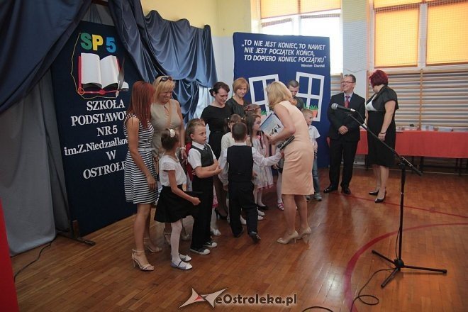 Zakończenie roku szkolnego SP nr 5 [26.06.2015] - zdjęcie #52 - eOstroleka.pl