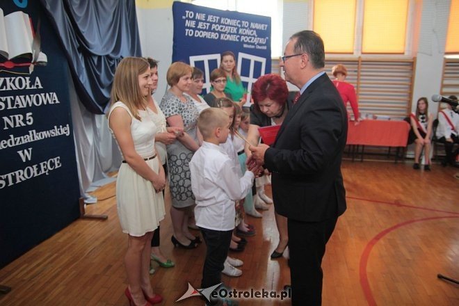Zakończenie roku szkolnego SP nr 5 [26.06.2015] - zdjęcie #29 - eOstroleka.pl