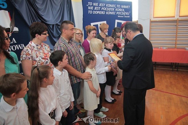 Zakończenie roku szkolnego SP nr 5 [26.06.2015] - zdjęcie #14 - eOstroleka.pl