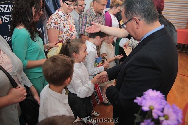 Zakończenie roku szkolnego SP nr 5 [26.06.2015] - zdjęcie #87 - eOstroleka.pl