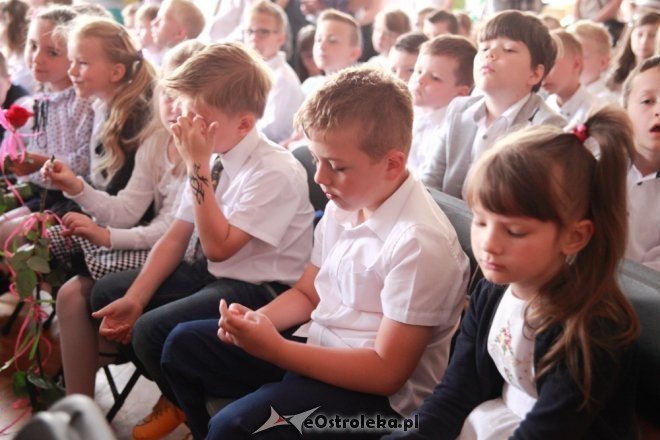 Zakończenie roku szkolnego w SP nr 1 w Ostrołęce [26.06.2015] - zdjęcie #31 - eOstroleka.pl