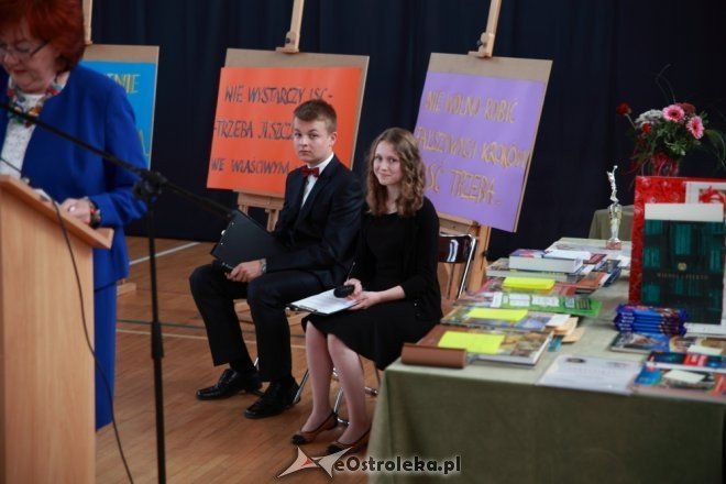 Zakończenie roku szkolnego w Gimnazjum nr 2 w Ostrołęce [26.06.2015] - zdjęcie #2 - eOstroleka.pl