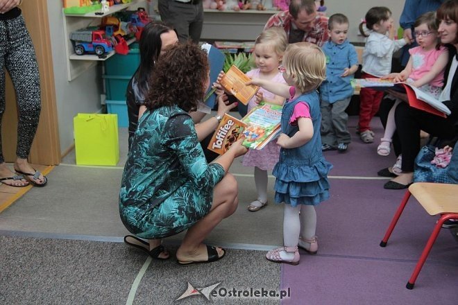 Zakończenie roku szkolnego w Punkcie Przedszkolnym Jaś i Małgosia [26.06.2015] - zdjęcie #4 - eOstroleka.pl