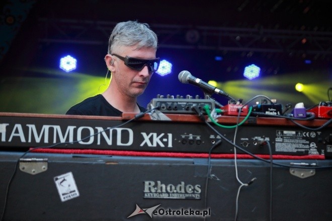 Wesele Kurpiowskie 2015: Koncert Lao Che na zakończenie pierwszego dnia [27.06.2015] - zdjęcie #32 - eOstroleka.pl
