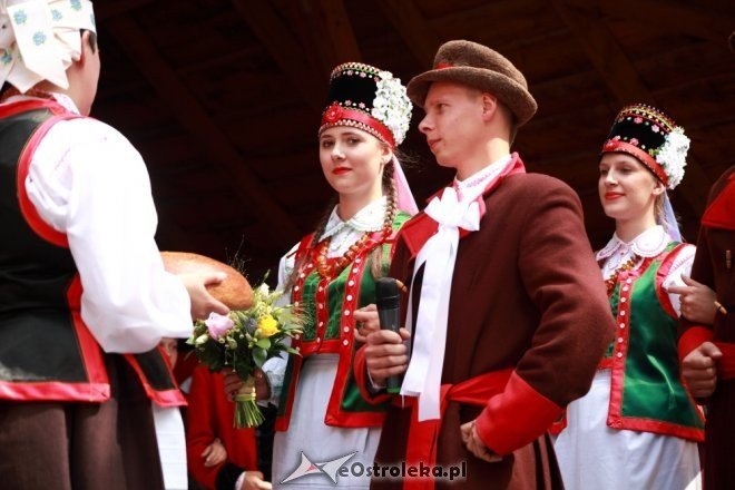 Wesele Kurpiowskie 2015: Uroczysty powrót od ślubu [28.06.2015] - zdjęcie #14 - eOstroleka.pl