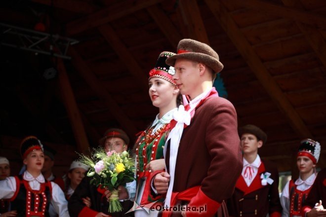 Wesele Kurpiowskie 2015: Uroczysty powrót od ślubu [28.06.2015] - zdjęcie #12 - eOstroleka.pl