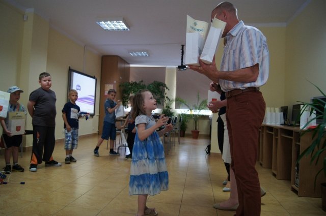 Olszewo-Borki: Zakończenie cyklu warsztatów z robotyki RoboKids - zdjęcie #11 - eOstroleka.pl
